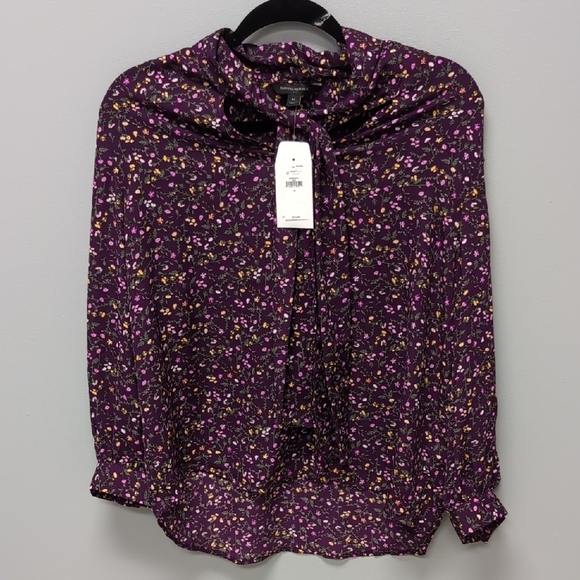 Banana Republic Berry Wine Tie Neck Blouse. Size M. NWT - Picture 1 of 7